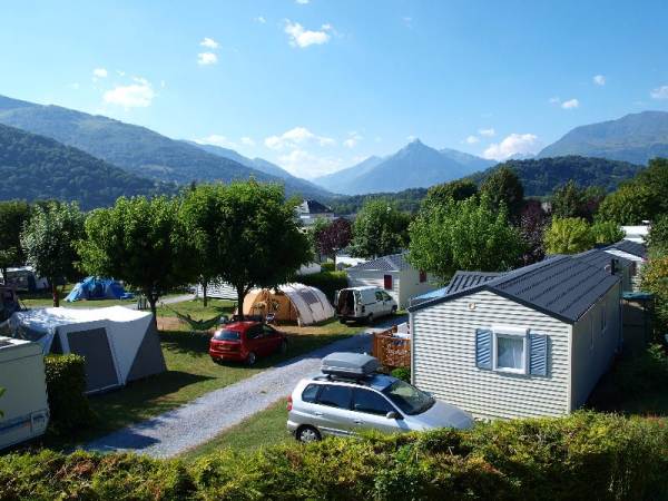 Toilette sèche dans les Pyrénées - Camping du Pibeste