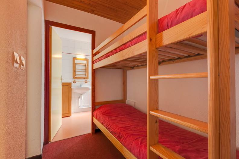 Vacancéole - Les Bleuets - Appartement 3 pièces cabine 8 personnes LES DEUX ALPES