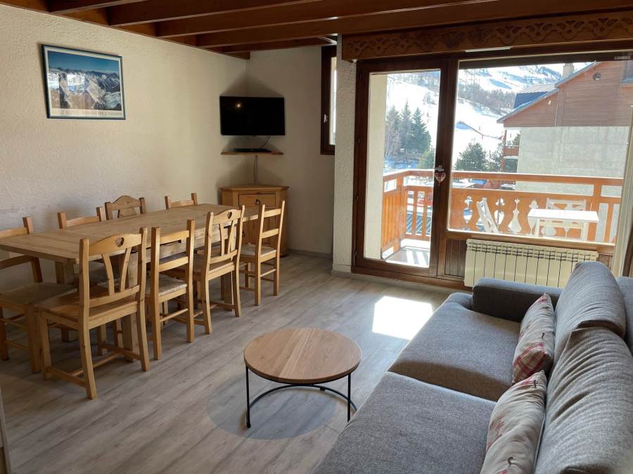 LES ALBERGES C  N°403 Appartement 8 personnes LES DEUX ALPES