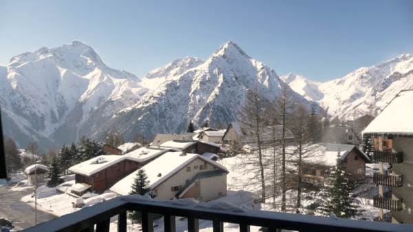 LES QUIRLIES 2 N°43 Appartement 4 personnes LES DEUX ALPES