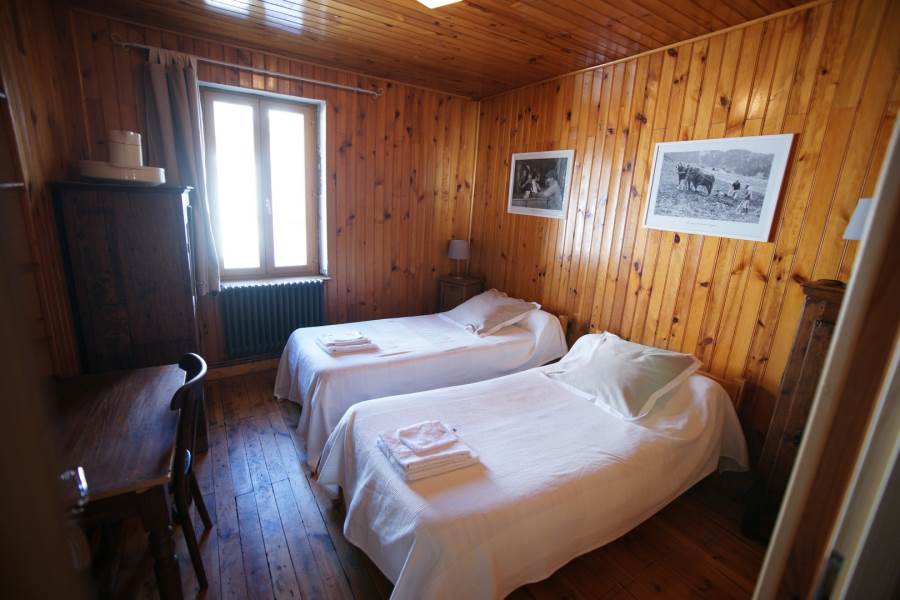 Chez Jean-Pierre chambre double (deux lits simples) n°4 VILLAR D ARENE